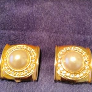 Vintage faux pearl and diamond earrings!